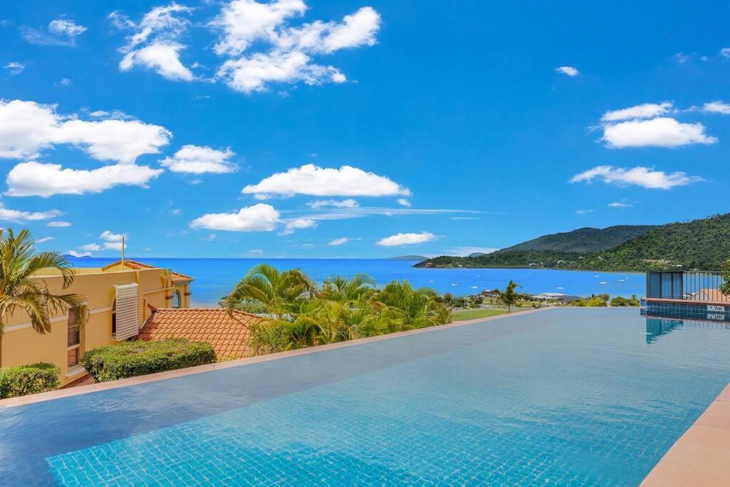 Апартаменты Aqua Vista Эйрли-Бич Экстерьер фото